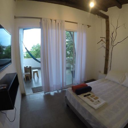 Kiwi Suites Hostel 몬따니따 외부 사진